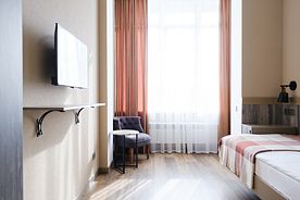 Стандарт одноместный (третий этаж) Номера: №313–314, СПА-отель Увельские Курорты, Хомутинино
