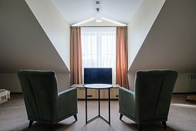Джуниор сюит (пятый этаж) Номера: №501, СПА-отель Увельские Курорты, Хомутинино