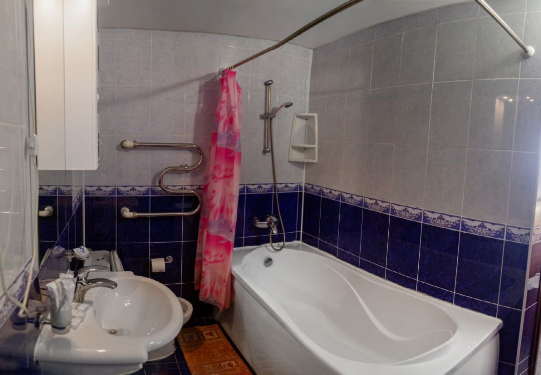 Люкс 2-местный 2-комнатный (с балконом, корпус 3)