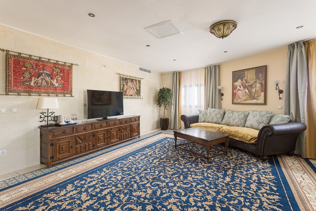 Люкс Короля 2-местный 2-комнатный