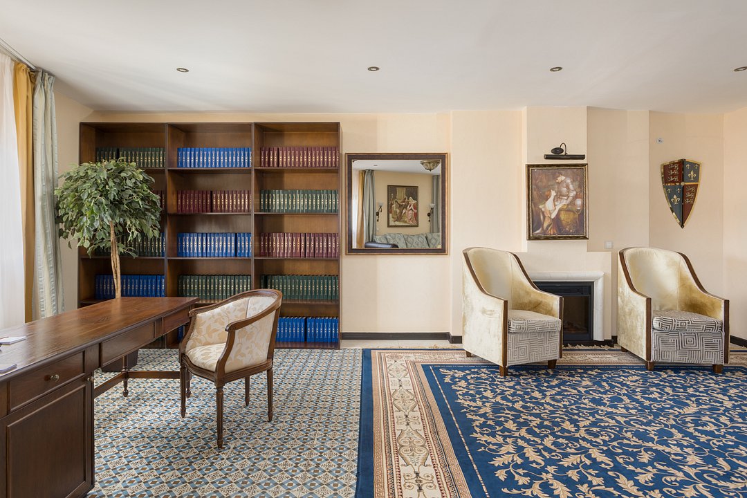 Люкс Короля 2-местный 2-комнатный