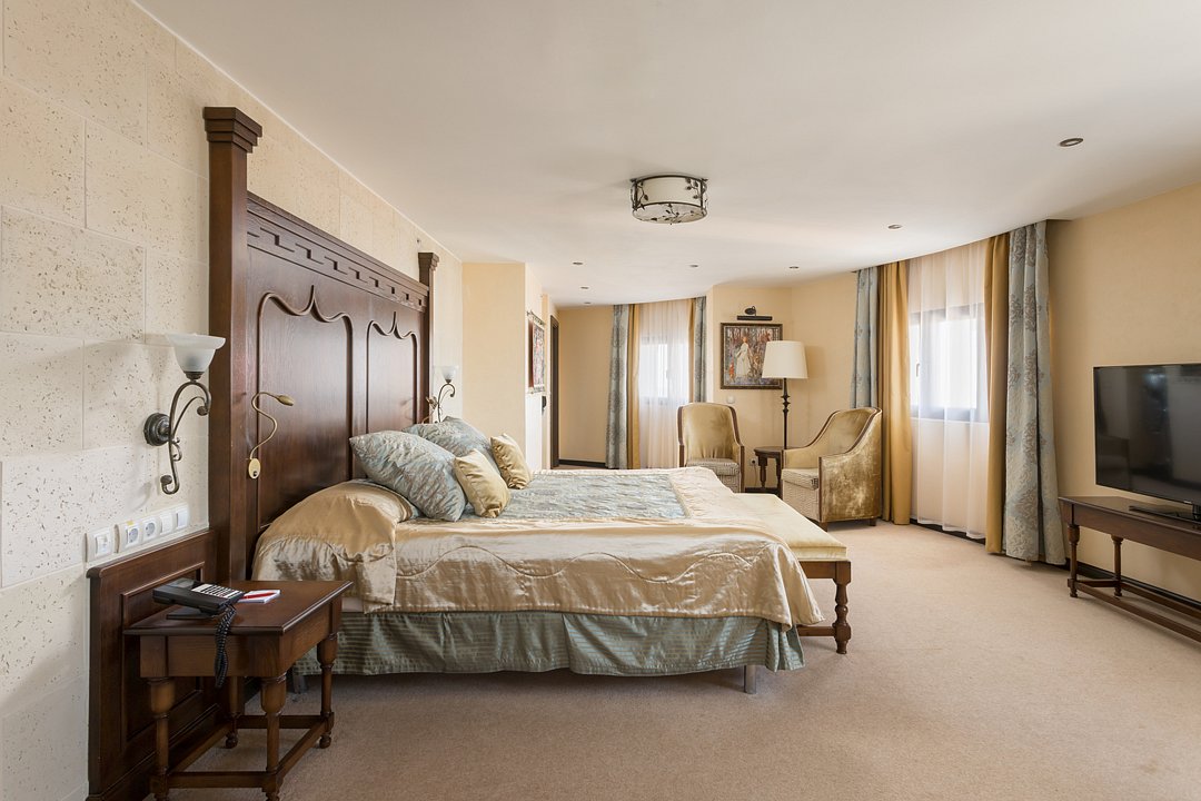 Люкс Короля 2-местный 2-комнатный