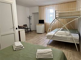 Семейный, ул. Карла Маркса, д. 7, Гостевой дом 1000 Звезд, Морское