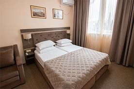 Полулюкс семейный Юг, Пансионат Феодора, Алушта