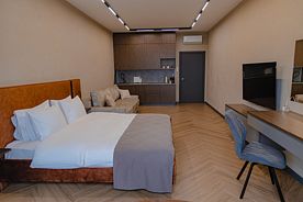 Апартамент Премиум с панорамным видом на озеро, Отель Rilas Hotel & SPA, Махачкала