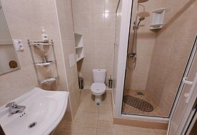 3-мест. (разм. в 8-мест) 4-комн. апартаменты (вид на море), Отель Семь Адмиралов, Витязево