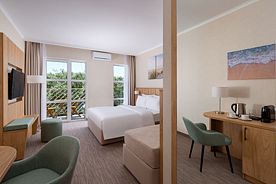 Супериор Волна Супериор с двуспальной кроватью, Отель Город Mira  Resort & Spa Miracleon 5, Анапа