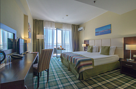 Комфорт с видом, Гостиничный комплекс Bridge Resort, Веселое