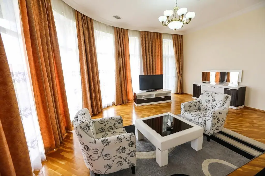 VILLA 8-местный