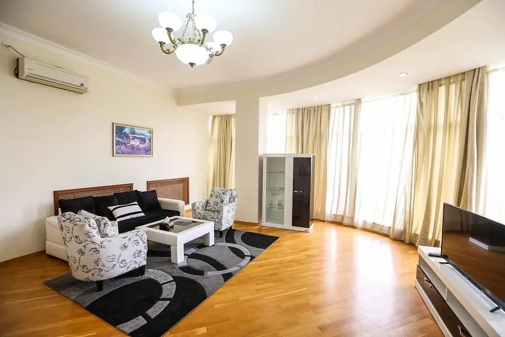 VILLA 8-местный