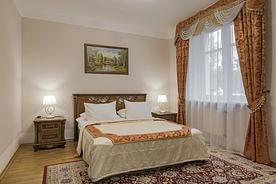 Двухместный Luxe (корпус 4) без балкона Улучшенный (двуспальная кровать), Парк-отель Беловежская пуща, Каменюки
