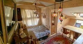 Апартаменты с 2 комнатами с красивым видом из окна, Домик Хоббита, Сергиев Посад