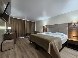 6-ти местный - Коттедж Резиденция, Отель Распутин, Мостовской