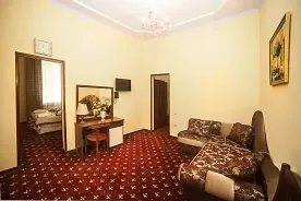 Двухместный люкс с 2 комнатами с балконом (2 отдельные кровати), Санаторий Белая дача, Кисловодск