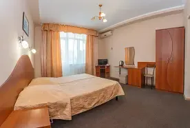 Двухместный номер Standard с балконом (2 отдельные кровати), Эко-отель Южный бриз, Анапа