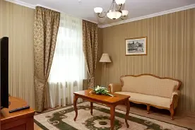 2-x местный 2-х комн. люкс 2-5 этажи, AZIMUT-отель Ярославль, Ярославль