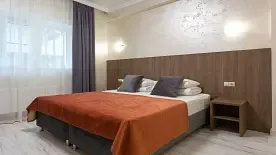 2-x местный стандарт без балкона, цоколь, Гостиница Амра, Архыз