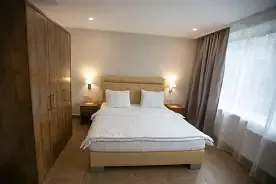 2-x местный 2-х комн. супериор Корпус 2 с балконом, вид на парк, Пансионат Amza Park Hotel, Гагра