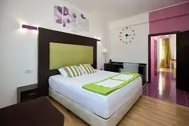 Люкс с 2 комнатами с балконом, Отель Диса, Якорная щель