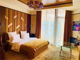3-x местный люкс  с кухней, видом на курорт и балконом, Vertex Spa hotel, Эстосадок