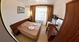 Двухместный номер Deluxe с балконом (двуспальная кровать), Отель МиЛоо, Лоо