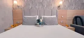 Двухместный люкс с балконом и с красивым видом из окна (двуспальная кровать), Отель 777, Кабардинка