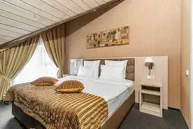 Семейный Luxe Мансарда с 2 комнатами с видом на лес, Отель Arkhyz Royal Resort & Spa, Архыз