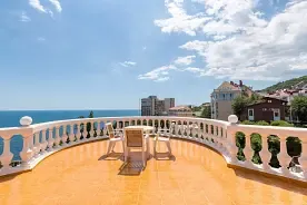 2-x местный пентхауз, Вилла Ренессанс, Алушта
