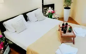 Двухместный номер Comfort с балконом (двуспальная кровать), Гостиничный комплекс Караван, Джемете