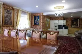 Шестиместный семейный люкс Premium с 3 комнатами, Бутик-отель Усадьба Хлудова, Сочи