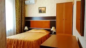 2-x местный стандарт, Отель Энигма, Николаевка