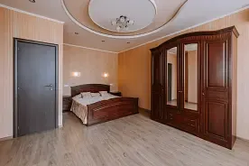 Апартаменты с кухней, Отель Монарх, Анапа