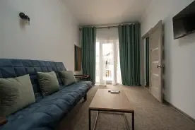 Семейный Superior двухкомнатный с балконом и с красивым видом из окна, Отель Rodnik Village&Spa, Гулрыпш