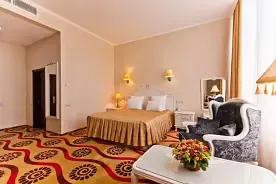 Двухместный полулюкс (двуспальная кровать), Отель Park Hotel, Краснодар