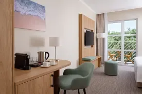 2-x местный супериор с двуспальной кроватью  корпус Рассвет, Отель Город Mira  Resort & Spa Miracleon 5, Анапа