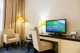 2-x местный супериор с двуспальной кроватью с видом на реку, Отель AZIMUT Hotel Freestyle Rosa Khutor, Эстосадок