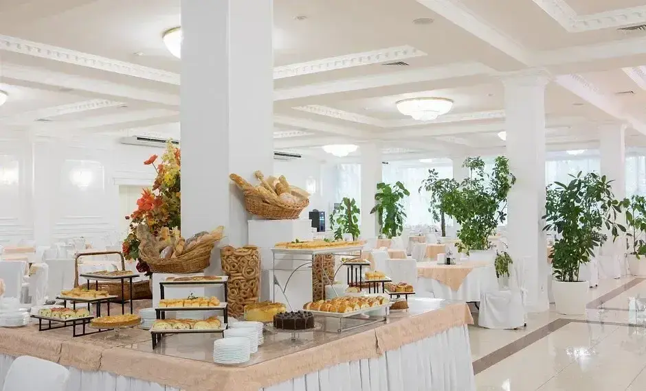 Банкетный зал «Серебряный» — Санаторий «Южное взморье», Адлер