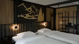 2-x местный стандарт с двумя односпальными кроватями в корпусе А/Б/В, Отель СредиГор Сибирская Монета, урочище Каим