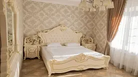 4-х местный 2-х комн. люкс с балконом, видом на озеро, лес, 2-3 этаж, Отель Винтаж, Абрау-Дюрсо