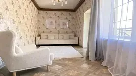 4-х местный 2-х комн. полулюкс "Эстет" с балконом и видом на озеро и лес, Отель Винтаж, Абрау-Дюрсо