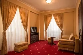 2-x местный 2-х комн. люкс, Отель Кристалл 139, Чегет