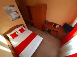 Двухместный номер Comfort (двуспальная кровать), Отель Maxrooms Волга Рыбинск Hollywood, Рыбинск