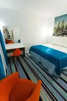 Двухместный люкс (двуспальная кровать), Отель Максрумс Global Sky, Новосибирск