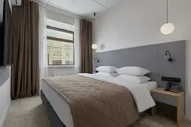 Полулюкс, Отель Резидент-отель, Дубна