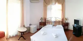 2-x местный стандарт с видом на бассейн, Отель Корона, Утес