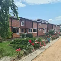 Коттедж рядом с пляжем, Отель База отдыха Надежда, станица Голубицкая