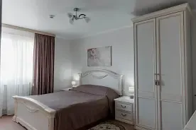 Двухместные апартаменты Premium с 2 комнатами (двуспальная кровать), Апарт-отель Космос, Старый Оскол