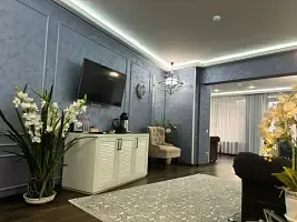 Двухместный люкс Premier с балконом и с красивым видом из окна (двуспальная кровать), Бутик-отель Зеленый Театр, Симферополь