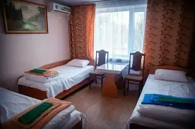 Трёхместный номер Комфорт, Отель Славянка, Богучар