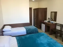 Трёхместный номер Comfort с красивым видом из окна, Гостиница Централь, Темрюк